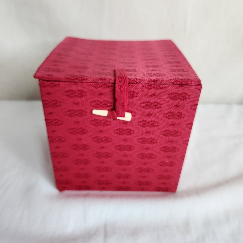 Pier 1 Vintage Reverse Painted Glass Ornament With Box. Guarduan Of Peace - Picture 3 of 8